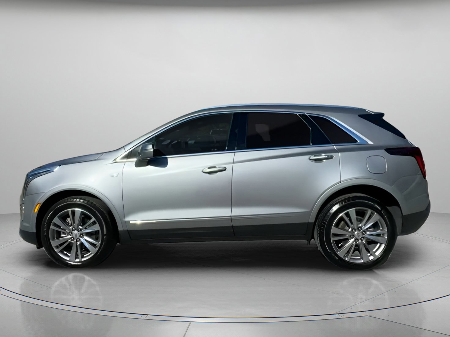 Used 2025 Cadillac XT5 Premium Luxury image 9