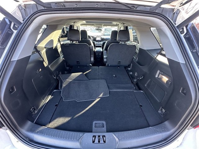 Certified 2022 Ford Explorer XLT w/ Equipment Group 202A image 43