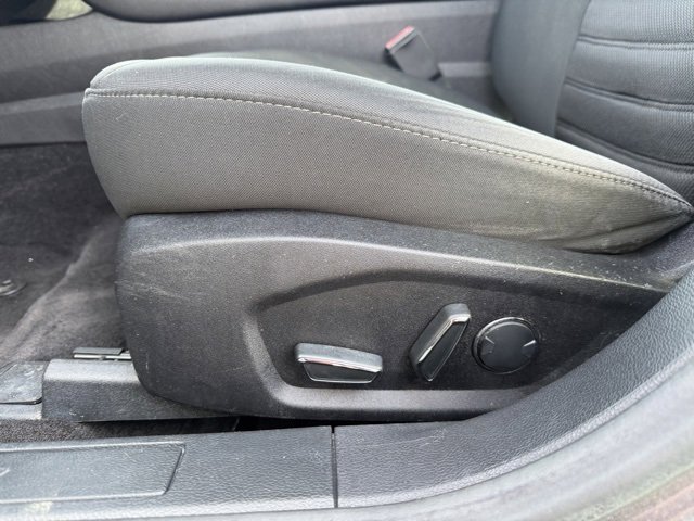 Certified 2017 Ford Fusion SE w/ Fusion SE Technology Package image 9