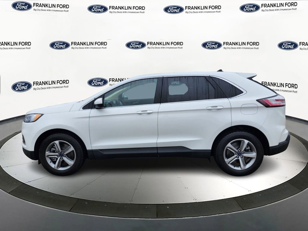 Certified 2022 Ford Edge SEL w/ Convenience Package AWD/4WD image 2