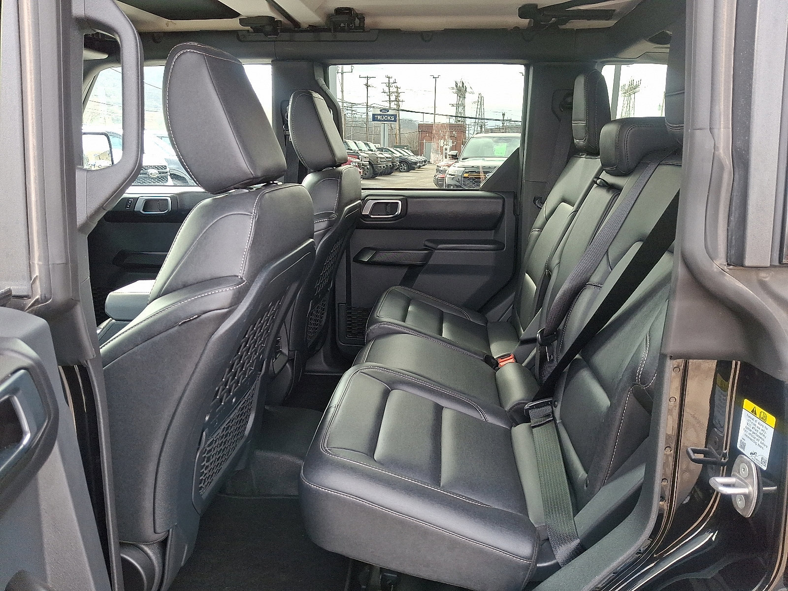 Certified 2025 Ford Bronco Badlands image 10