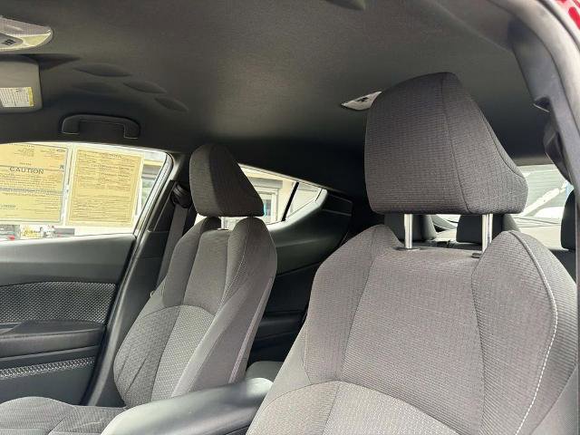 Used 2018 Toyota C-HR XLE FWD image 17