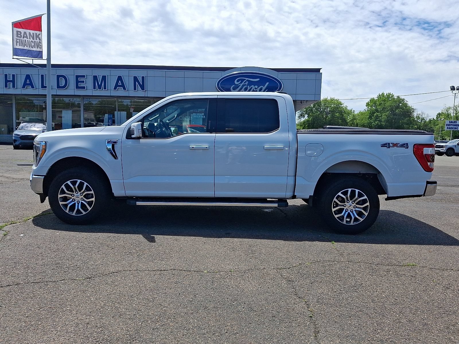Certified 2021 Ford F150 Lariat w/ Equipment Group 501A Mid AWD/4WD image 4