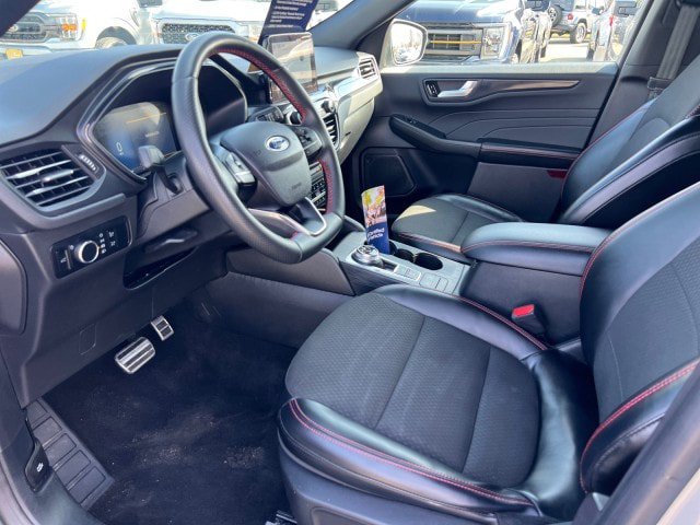 Certified 2024 Ford Escape ST-Line AWD/4WD image 7