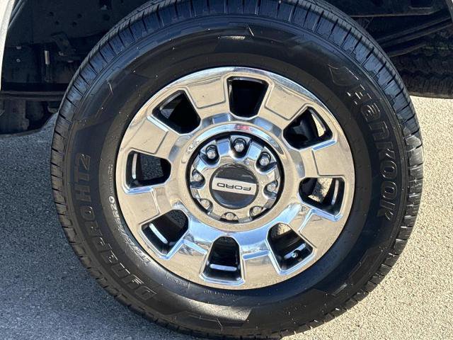 Certified 2024 Ford F250 Lariat w/ Chrome Package image 9