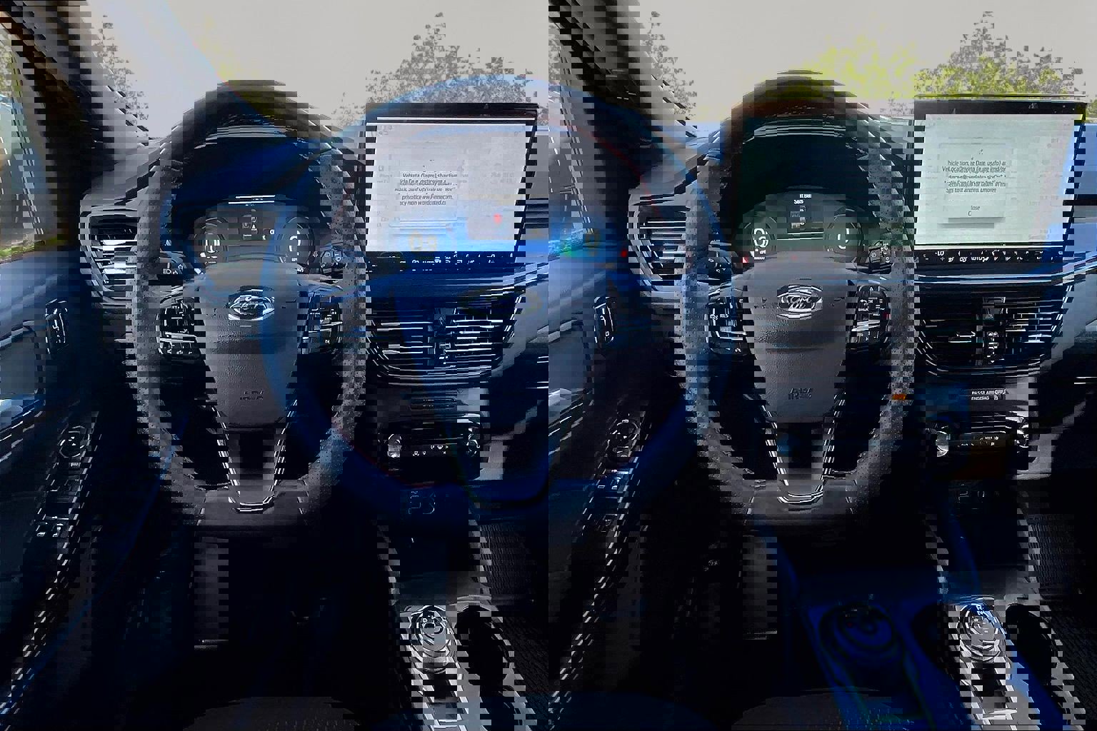 Certified 2025 Ford Escape ST-Line Elite image 7