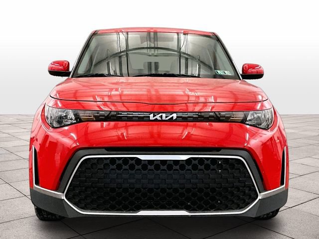 Used 2023 Kia Soul LX w/ LX Technology Package FWD image 3