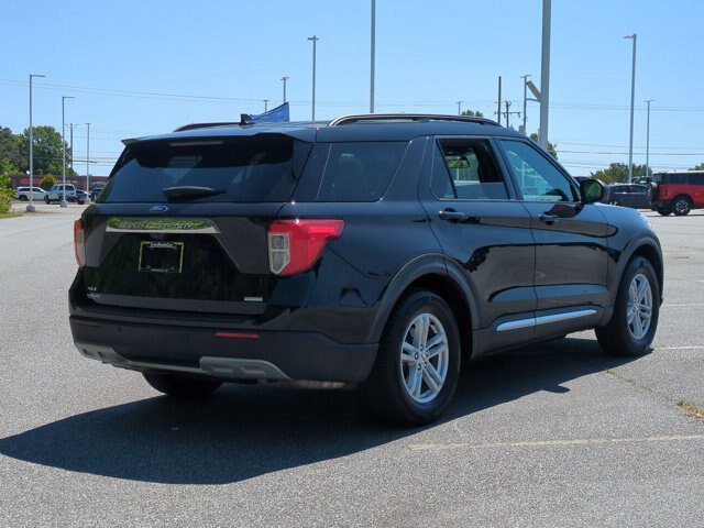 Certified 2020 Ford Explorer XLT w/ Equipment Group 202A RWD image 5