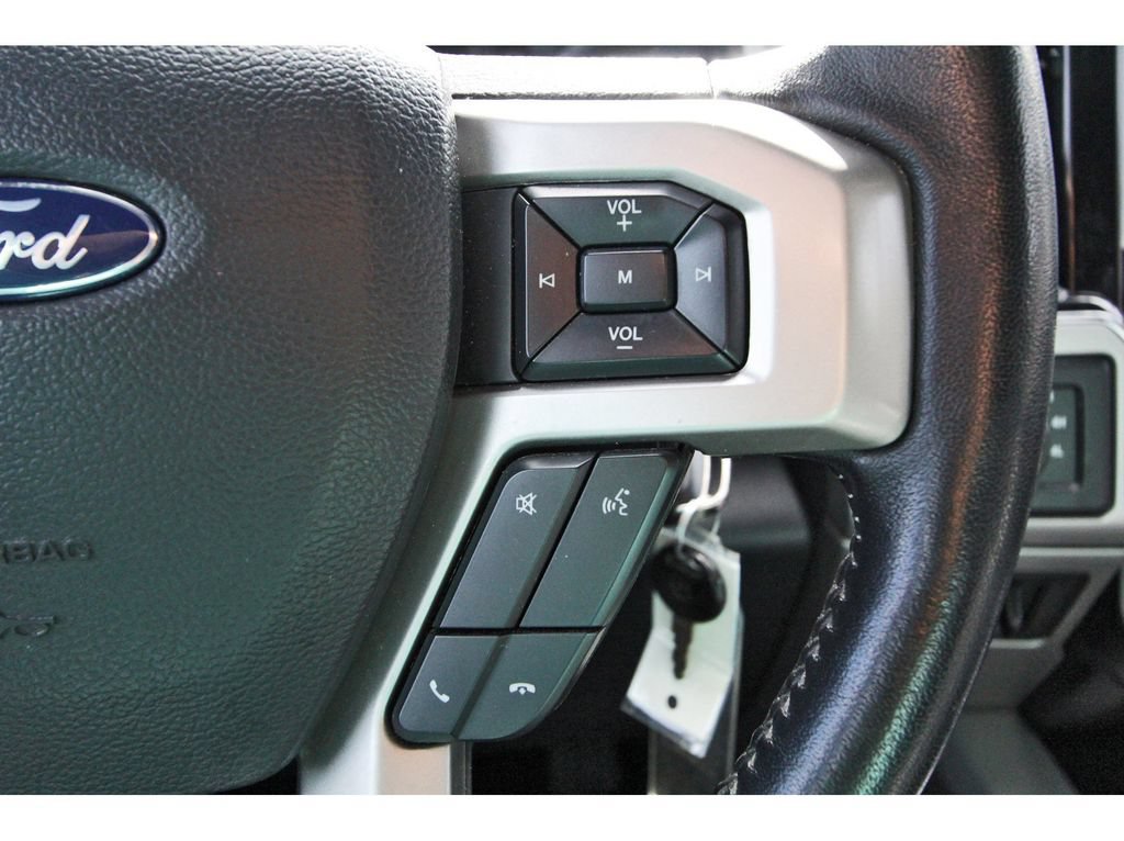 Certified 2022 Ford F250 Lariat w/ Lariat Value Package AWD/4WD image 19