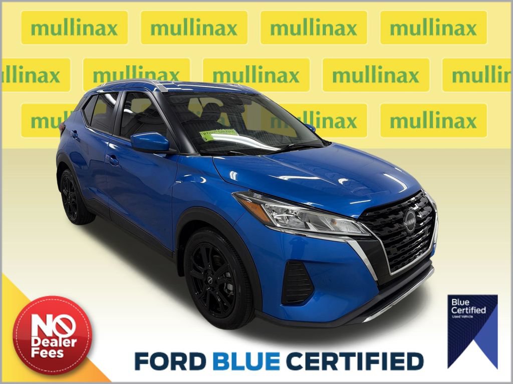 Used 2024 Nissan Kicks SV FWD image 1