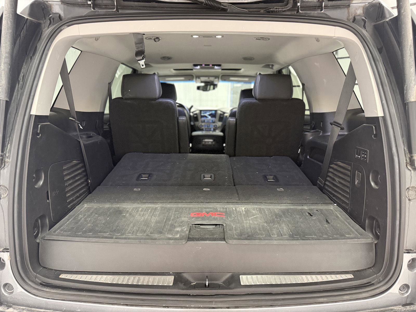 Used 2019 GMC Yukon Denali w/ Open Road Package image 24