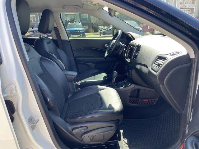 Used 2018 Jeep Compass Trailhawk w/ Cold Weather Group image 19