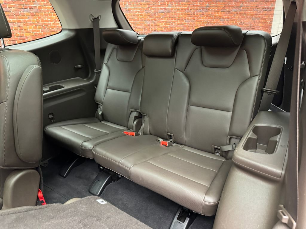 Used 2021 Kia Telluride SX w/ Towing Package FWD image 4