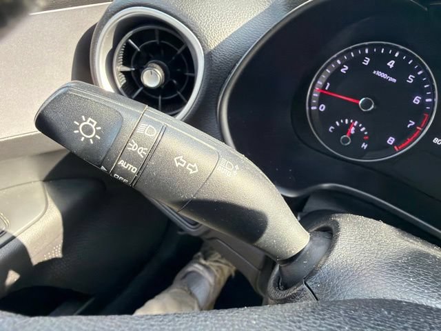 Used 2024 Kia Forte LXS FWD image 31