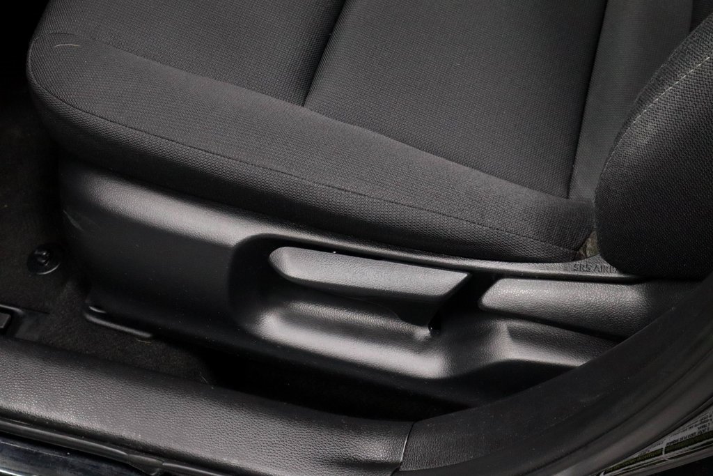 Used 2024 Toyota Corolla LE image 23