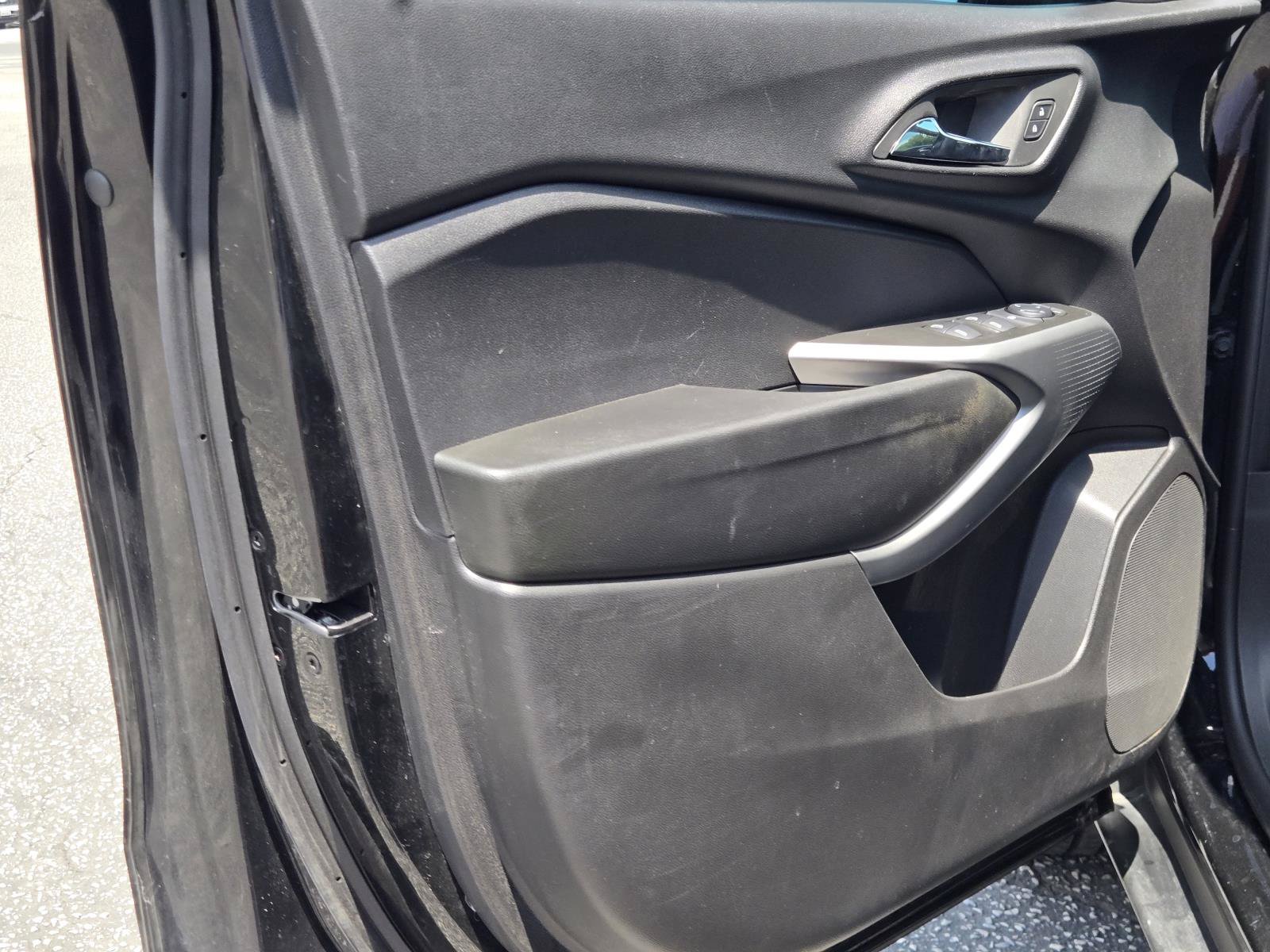 Used 2024 Chevrolet Trax RS w/ Driver Confidence Package FWD image 23