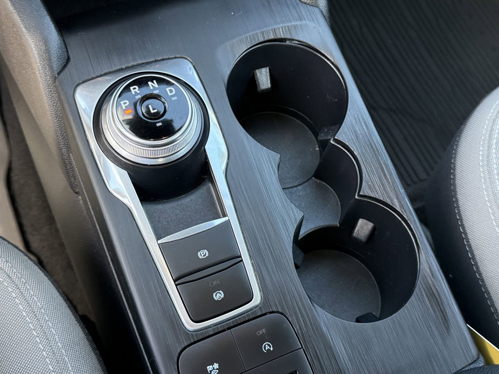 Certified 2021 Ford Escape S image 21