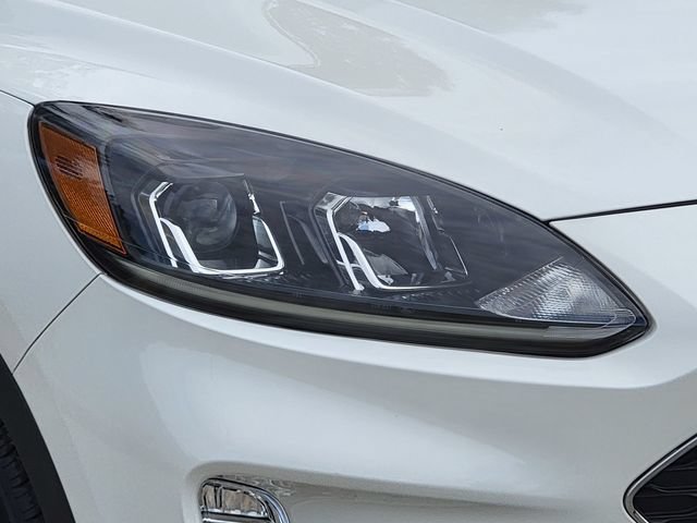 Certified 2020 Ford Escape SEL FWD image 16