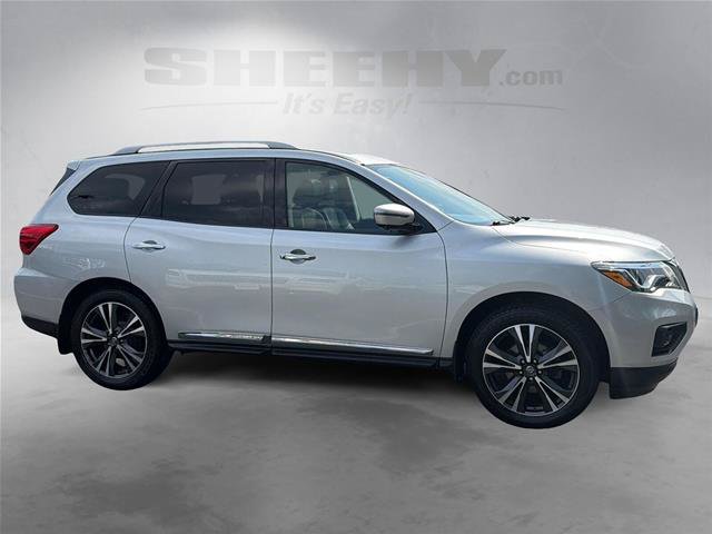 Used 2018 Nissan Pathfinder Platinum AWD/4WD image 9