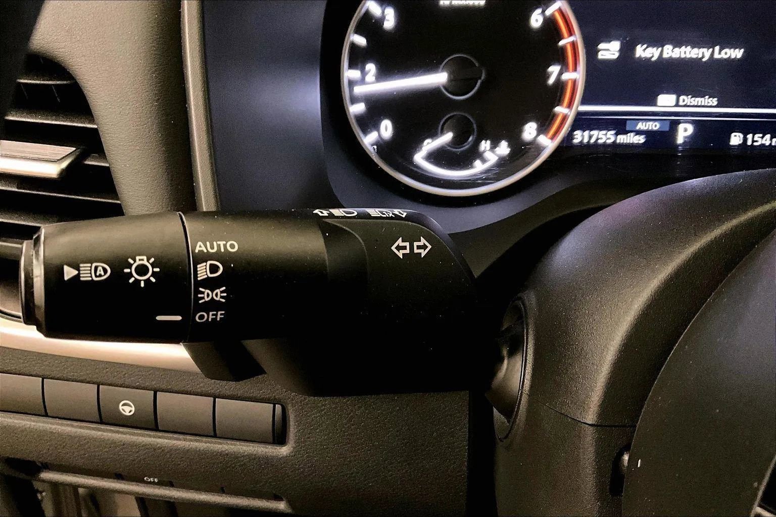 Used 2023 Nissan Rogue SV image 30