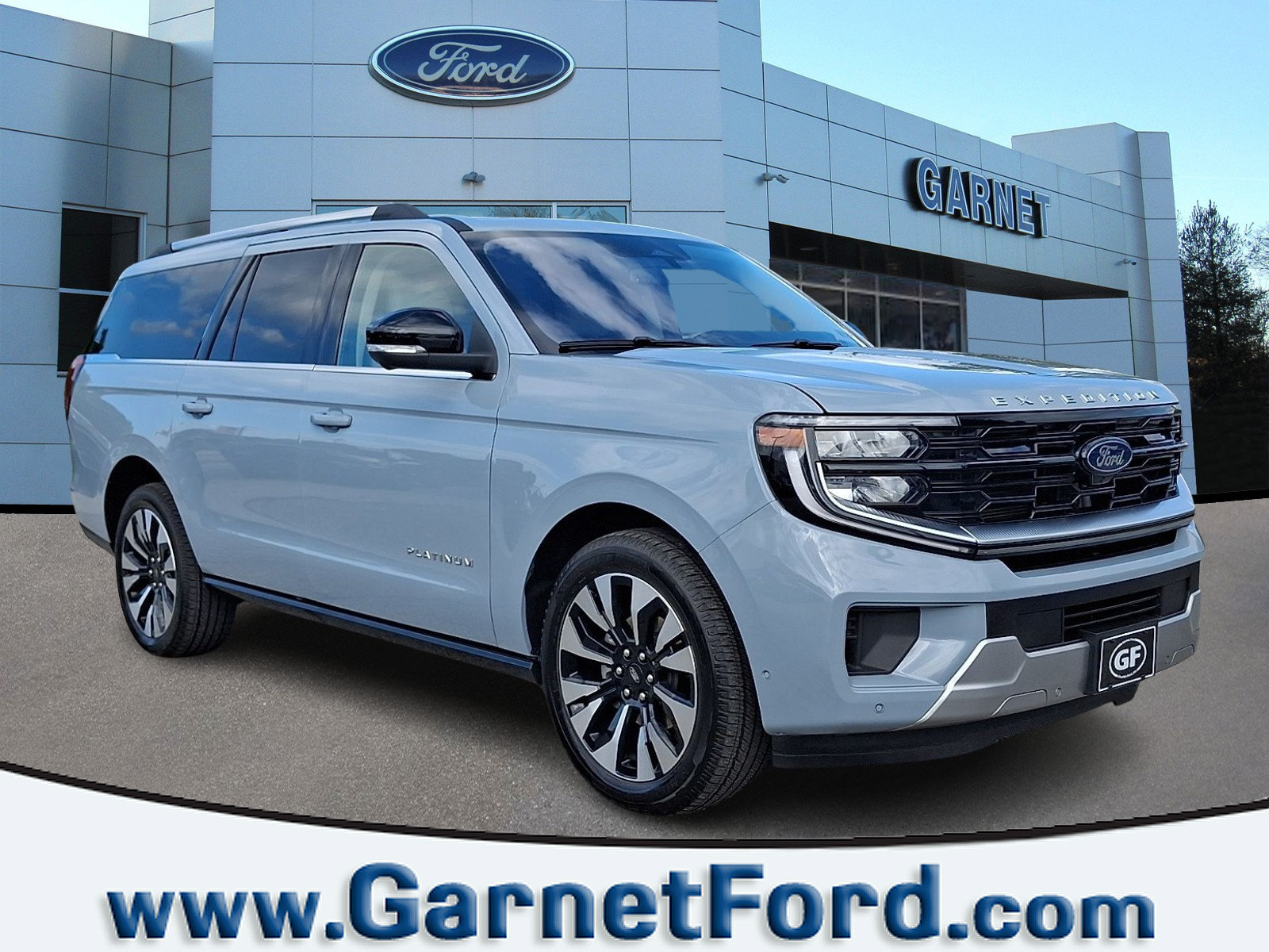 Certified 2025 Ford Expedition Max Platinum w/ Driver's Package AWD/4WD image 1