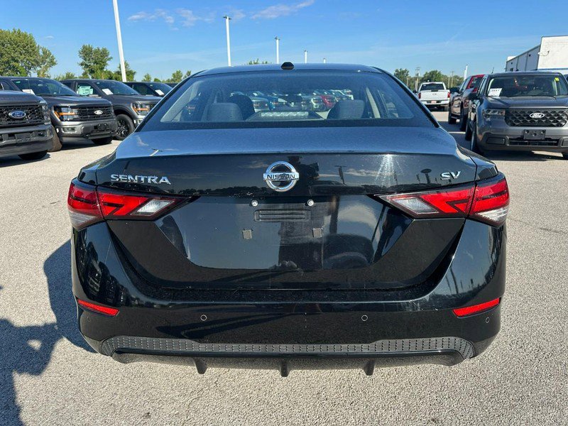 Used 2021 Nissan Sentra SV image 4