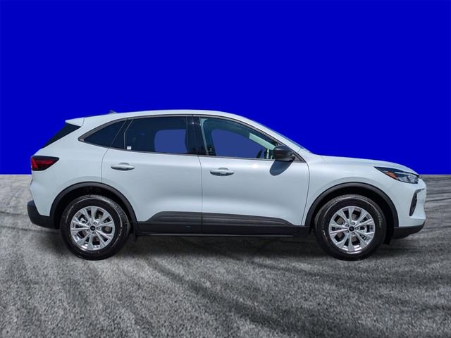Certified 2026 Ford Escape Active w/ Tech Pack #1 FWD image 3