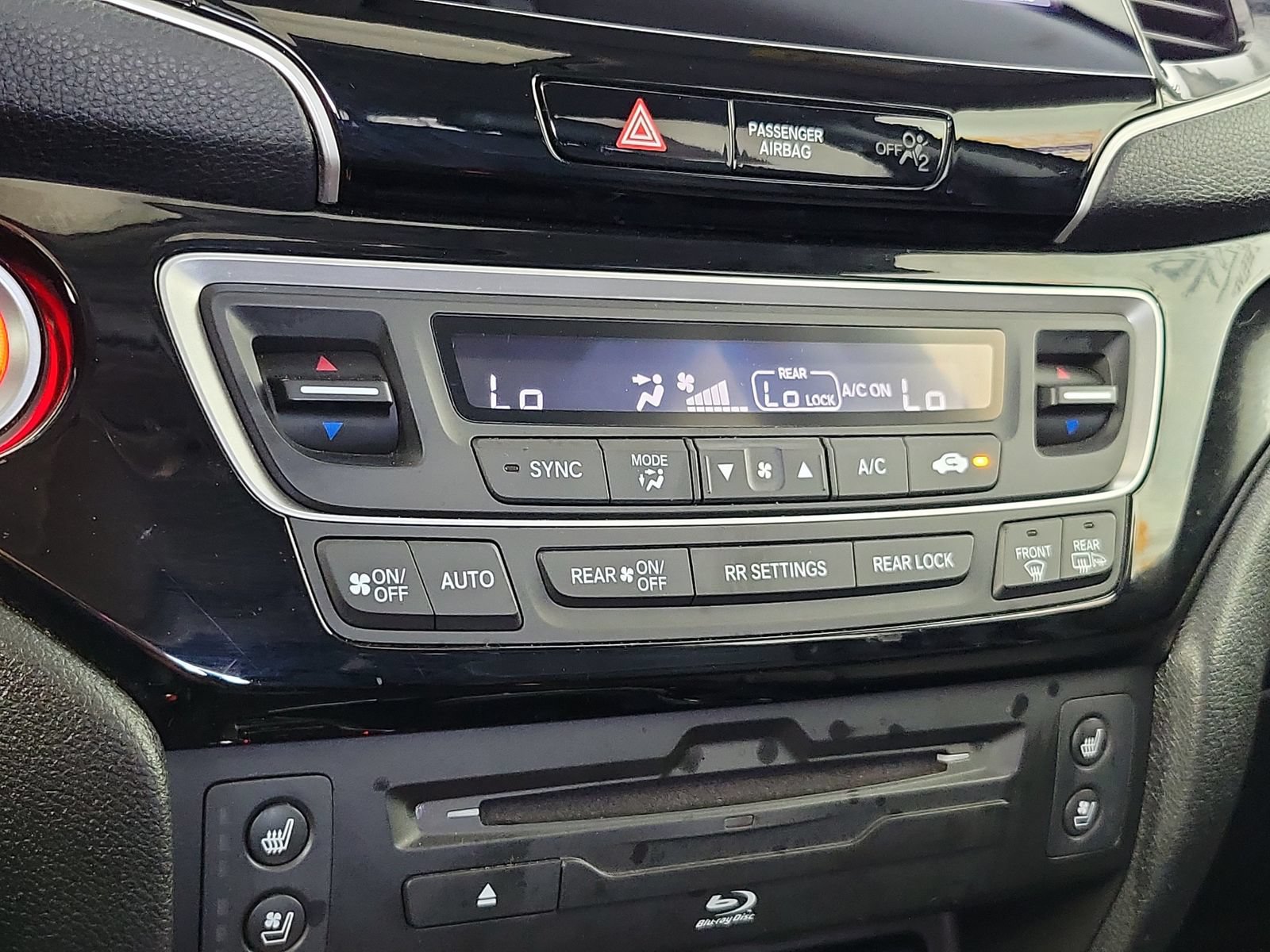 Used 2020 Honda Pilot Elite image 24
