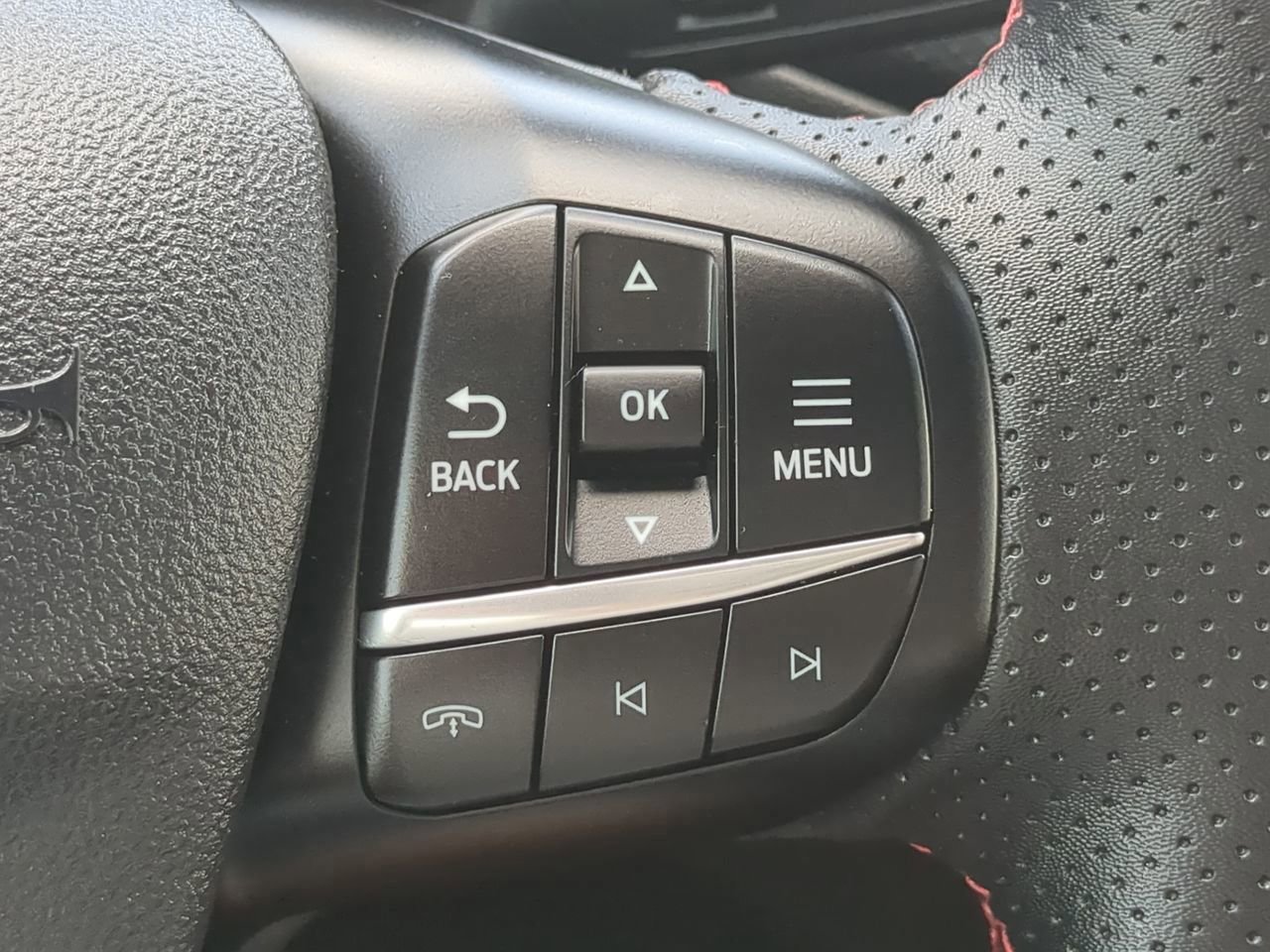 Certified 2023 Ford Escape ST-Line w/ Tech Pack #1 image 26