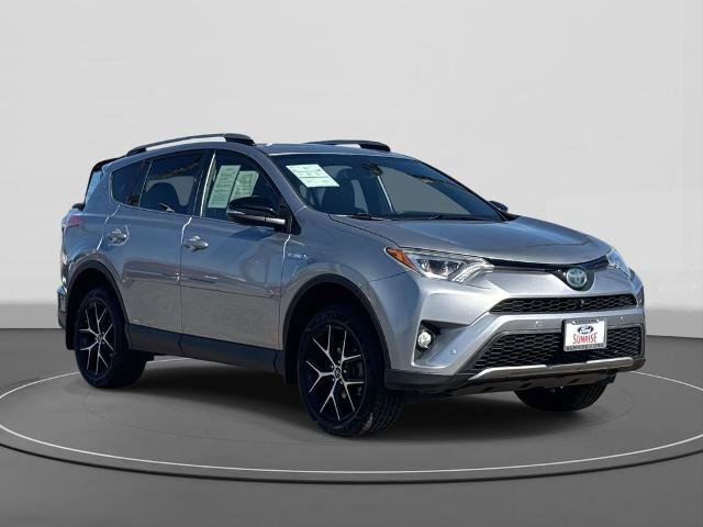 Used 2018 Toyota RAV4 SE w/ Advanced Technology Package image 5