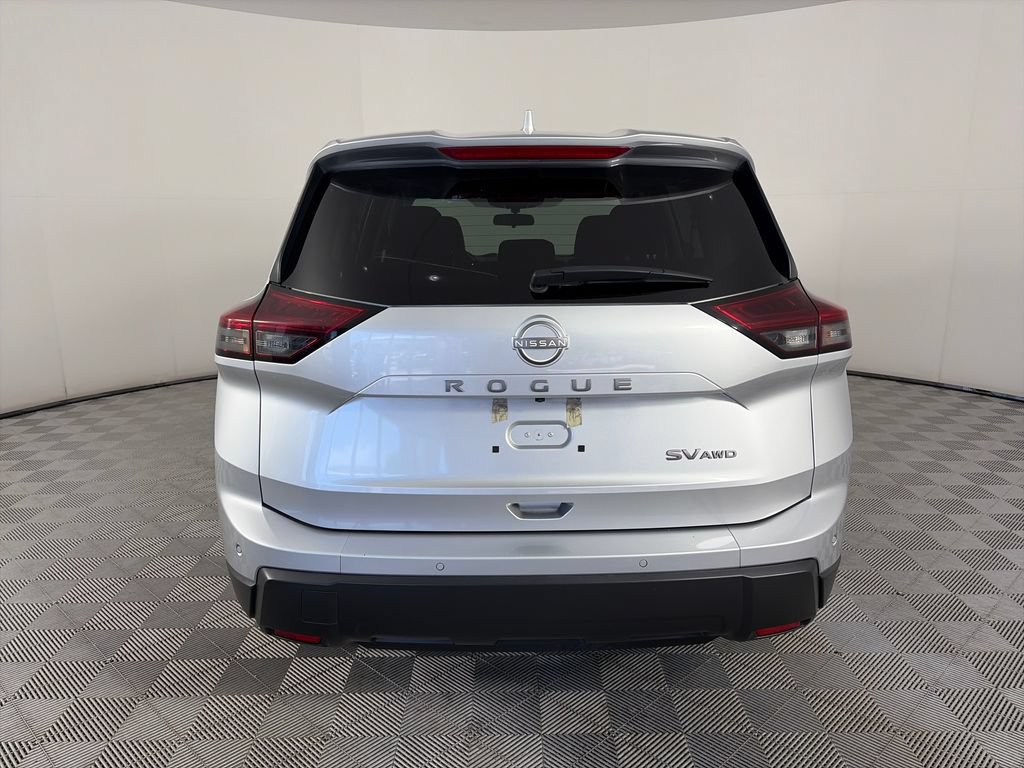 Used 2024 Nissan Rogue SV AWD/4WD image 6