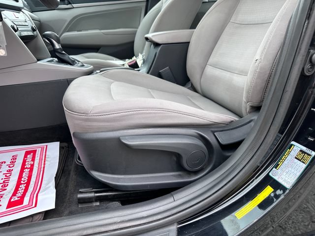 Used 2018 Hyundai Elantra SEL FWD image 11