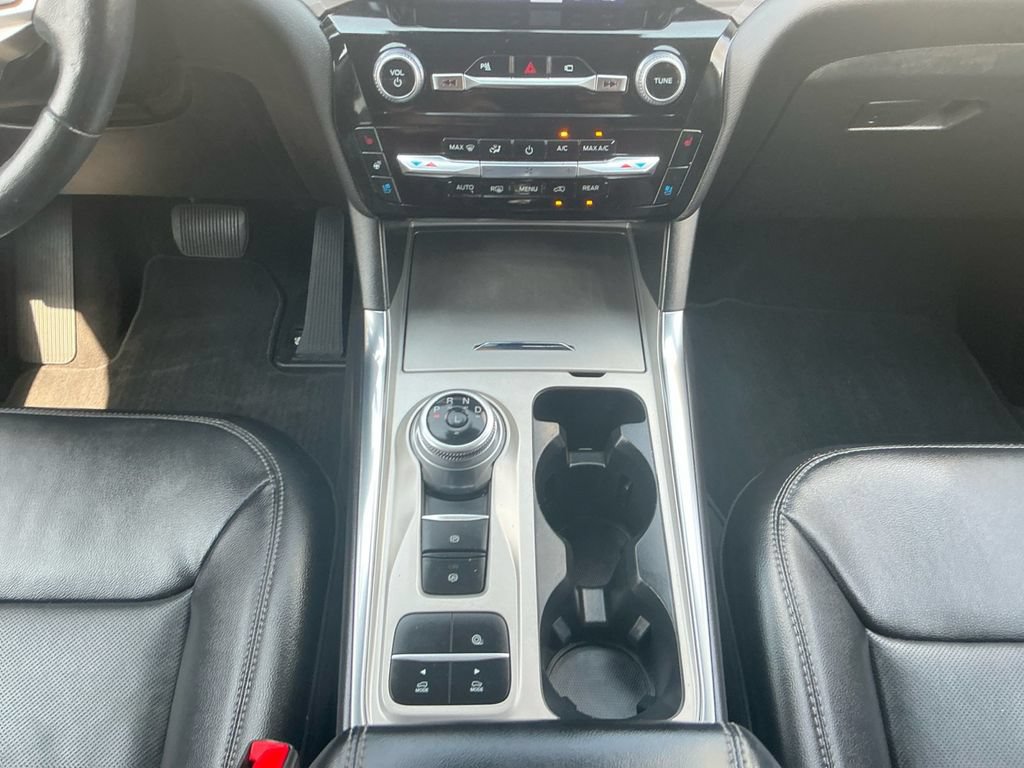 Certified 2022 Ford Explorer Limited w/ Limited Technology Package RWD image 20