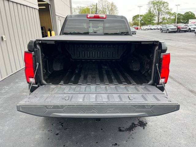 Used 2024 Chevrolet Colorado ZR2 w/ ZR2 Convenience Package III AWD/4WD image 8