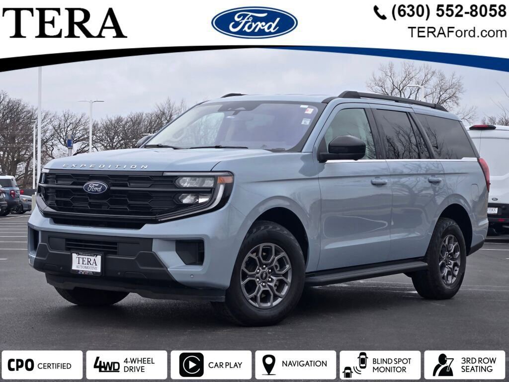 Certified 2025 Ford Expedition Active AWD/4WD image 1