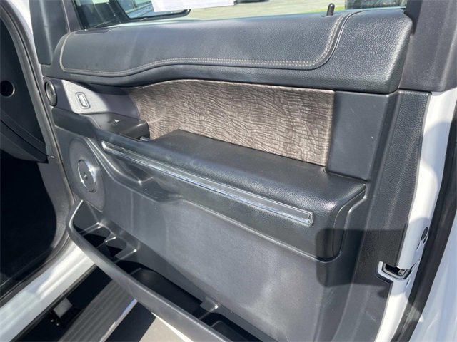 Certified 2021 Ford Expedition Limited image 34