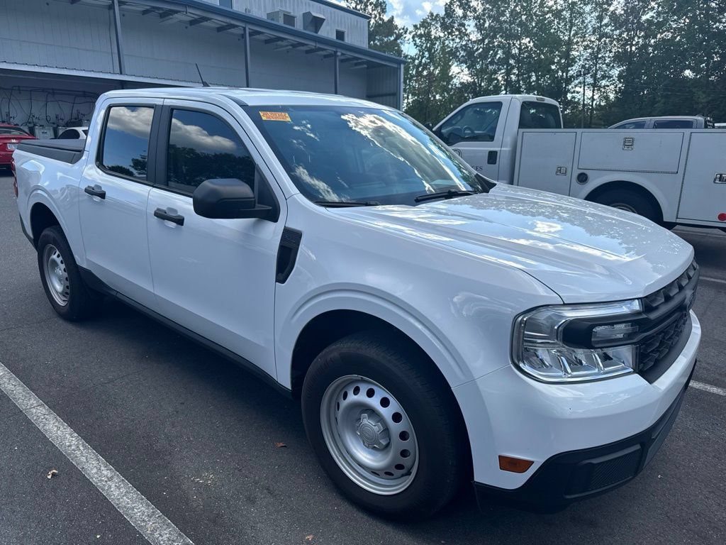 Certified 2024 Ford Maverick XL FWD image 2