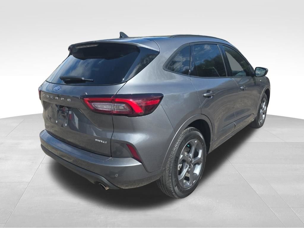Certified 2024 Ford Escape ST-Line w/ Tech Pack #1 AWD/4WD image 6