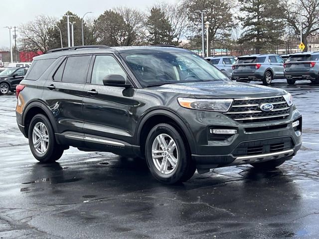 Certified 2023 Ford Explorer XLT w/ Equipment Group 202A AWD/4WD image 7