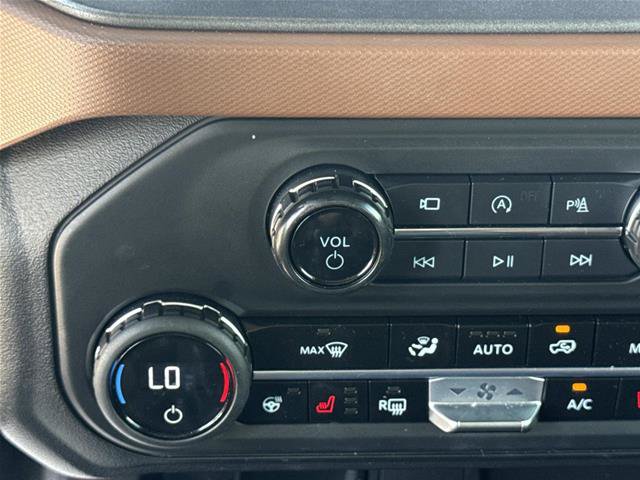 Certified 2024 Ford Bronco Outer Banks AWD/4WD image 24