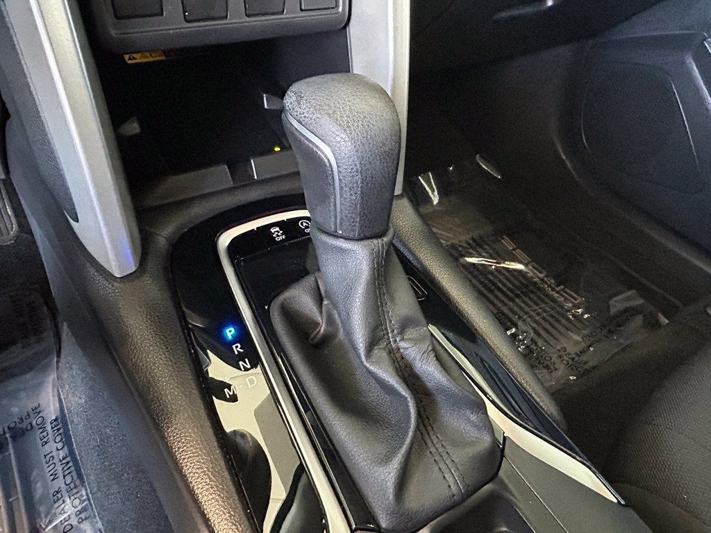 Used 2024 Toyota Corolla Cross LE FWD image 14