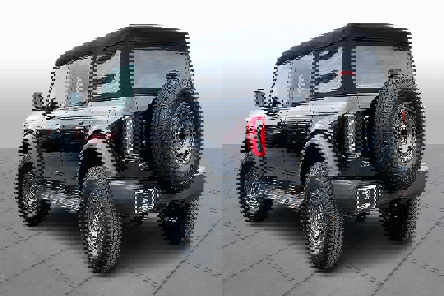 Certified 2025 Ford Bronco Outer Banks w/ Sasquatch Package image 4