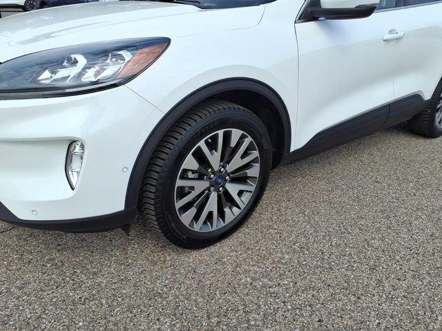 Certified 2020 Ford Escape Titanium AWD/4WD image 4