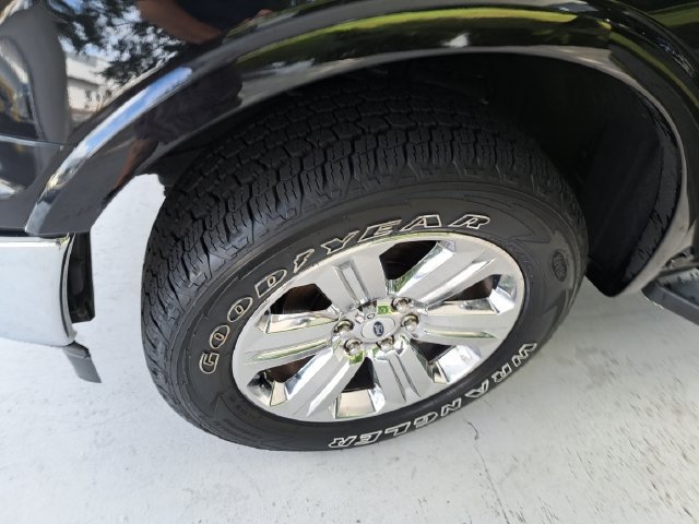 Certified 2019 Ford F150 Lariat w/ Equipment Group 502A Luxury AWD/4WD image 30