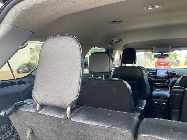 Certified 2024 Ford Explorer Limited image 9