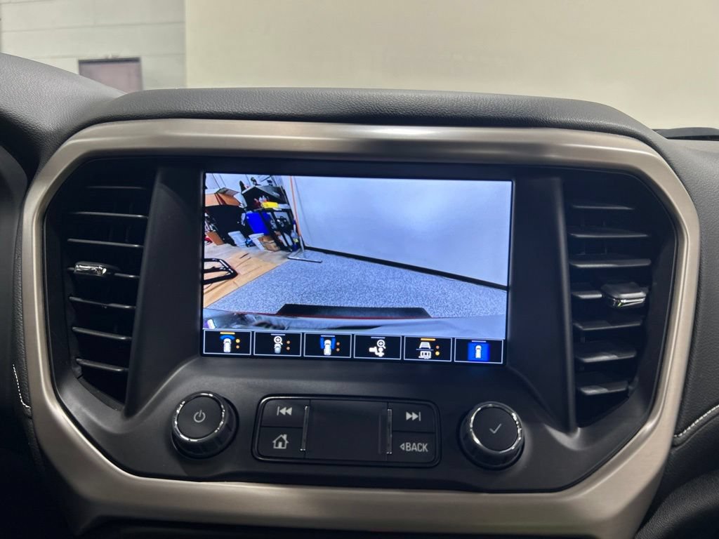 Used 2023 GMC Acadia Denali w/ Denali Ultimate Package AWD/4WD image 24