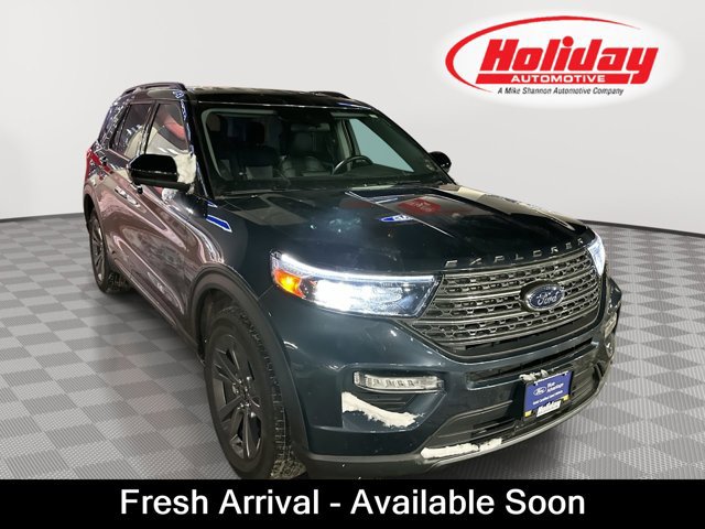Certified 2023 Ford Explorer XLT w/ Equipment Group 202A image 1