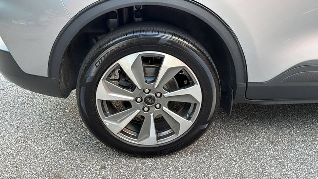 Certified 2024 Ford Escape Platinum AWD/4WD image 17