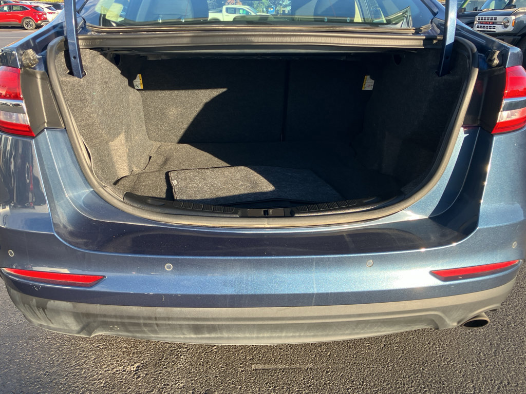 Certified 2019 Ford Fusion SE image 18