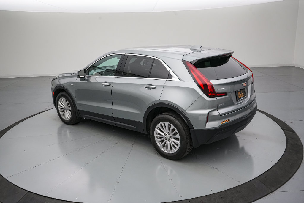 Used 2024 Cadillac XT4 Luxury w/ LPO, Floor Liner Package AWD/4WD image 6